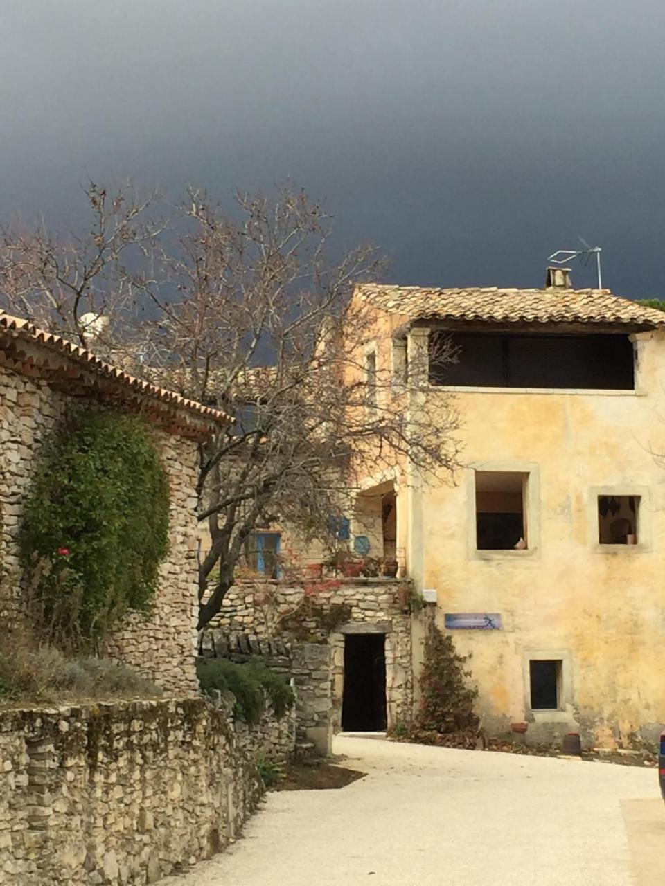 La Salamandre Bleue Villa Chantemerle-lès-Grignan Eksteriør billede